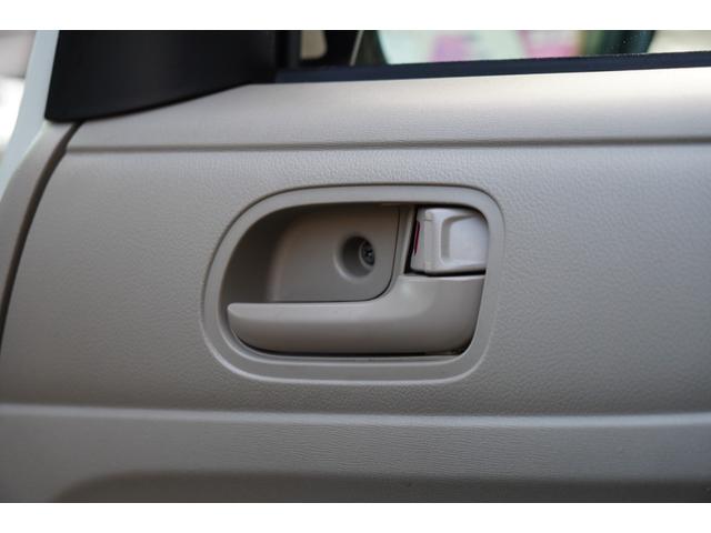 N-BOX G・Lパッケージ アイスト Sキー Wエアバック パワーウインド セキュリティアラーム 4WD AAC ABS PS エアバック ベンチシート 衝突安全ボディ キーレスキー 横滑防止(40枚目)