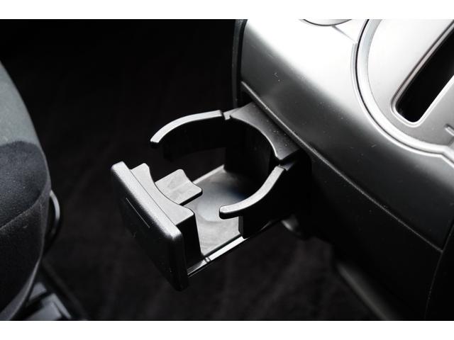 デリカＤ：５ Ｇ　パワーパッケージ　助手席エアバッグ　インテリジェントキー　切替式４ＷＤ　オートクルーズコントロール　衝突安全ボディ　デュアルエアコン　運転席エアバック　ＡＳＣ　３列シート　キーフリー　ＡＢＳ　フルフラット　パワステ（40枚目）