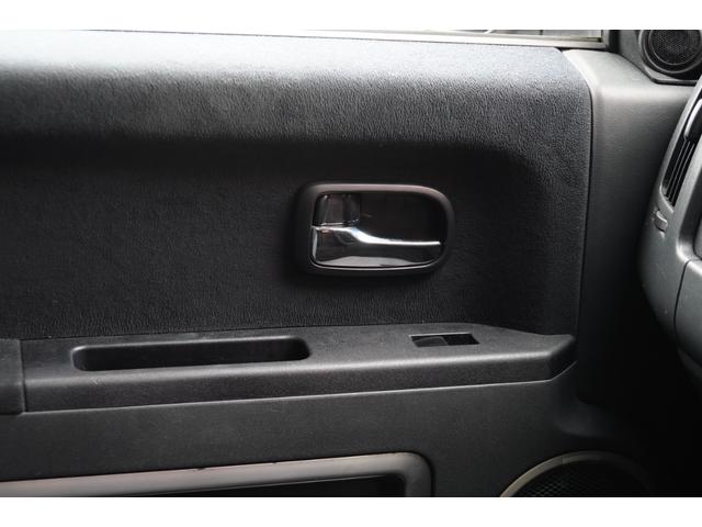 デリカＤ：５ Ｇ　パワーパッケージ　助手席エアバッグ　インテリジェントキー　切替式４ＷＤ　オートクルーズコントロール　衝突安全ボディ　デュアルエアコン　運転席エアバック　ＡＳＣ　３列シート　キーフリー　ＡＢＳ　フルフラット　パワステ（41枚目）