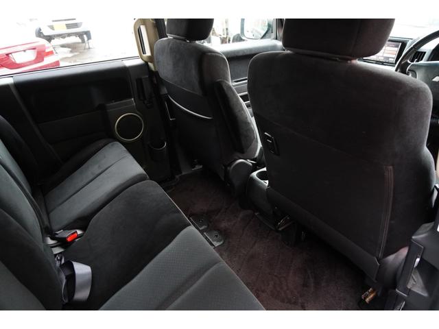 デリカＤ：５ Ｇ　パワーパッケージ　助手席エアバッグ　インテリジェントキー　切替式４ＷＤ　オートクルーズコントロール　衝突安全ボディ　デュアルエアコン　運転席エアバック　ＡＳＣ　３列シート　キーフリー　ＡＢＳ　フルフラット　パワステ（52枚目）