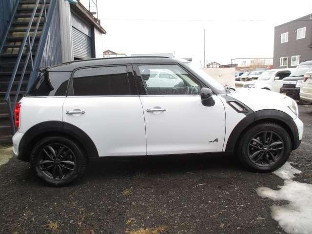 ＭＩＮＩ クーパーＳ　クロスオーバー　オール４　４ＷＤ　オートマ（29枚目）
