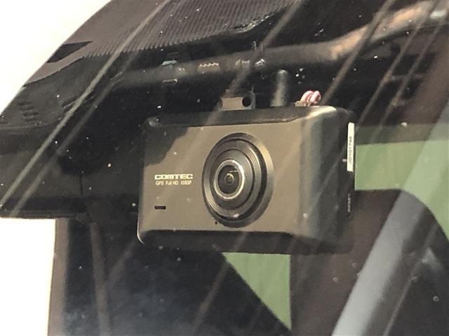 アルファードハイブリッド エグゼクティブラウンジ　インテリジェントクリアランスソナー　地デジＴＶ　両側電動スライドドア　黒革シート　ドライブレコーダー　バックモニタ－　ＬＥＤライト　アイドリングストップ　横滑り防止機能　４ｗｄ　３列シート　Ｐシート（8枚目）