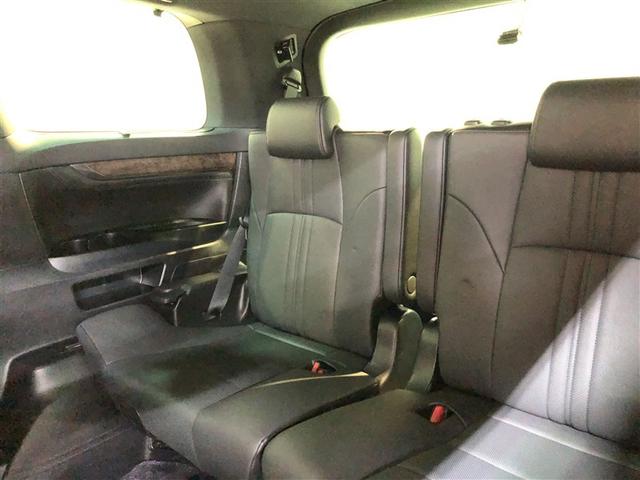 アルファードハイブリッド エグゼクティブラウンジ　インテリジェントクリアランスソナー　地デジＴＶ　両側電動スライドドア　黒革シート　ドライブレコーダー　バックモニタ－　ＬＥＤライト　アイドリングストップ　横滑り防止機能　４ｗｄ　３列シート　Ｐシート（15枚目）