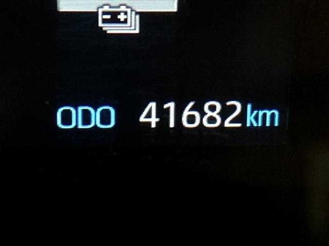 ヤリス ハイブリッドX サイドエアバッグ 盗難防止 VSC クルコン 4WD アイドリングストップ ETC スマートキー 寒冷地仕様 ナビ オートエアコン ミュージックプレイヤー接続可 メモリーナビ キーレス エアバッグ(38枚目)