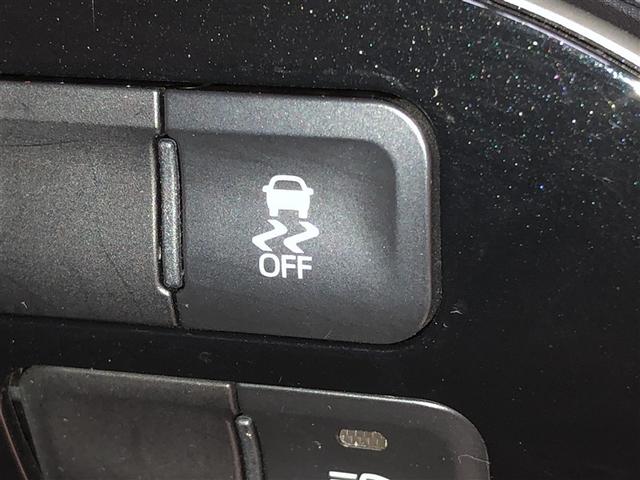 プリウス S 衝突軽減 4wd エアコン LEDヘッドライト ナビ バックガイドモニター クルコン 寒冷地仕様 ETC車載器 盗難防止システム メモリナビ パワーステアリング AC100V カーテンエアバック(24枚目)