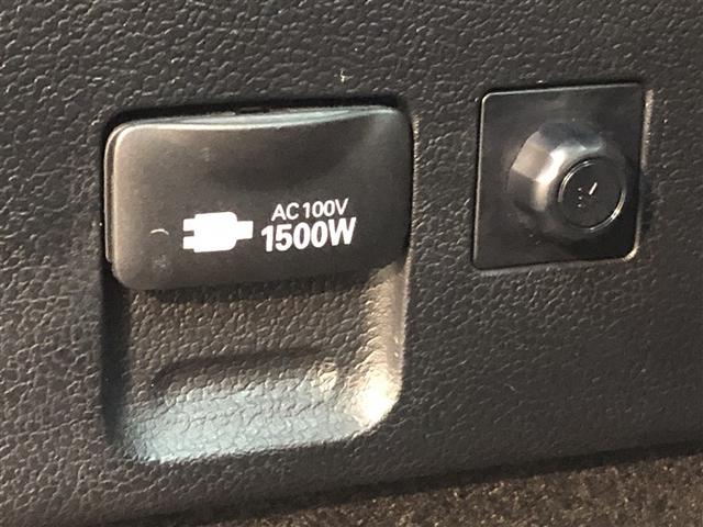 プリウス S 衝突軽減 4wd エアコン LEDヘッドライト ナビ バックガイドモニター クルコン 寒冷地仕様 ETC車載器 盗難防止システム メモリナビ パワーステアリング AC100V カーテンエアバック(30枚目)