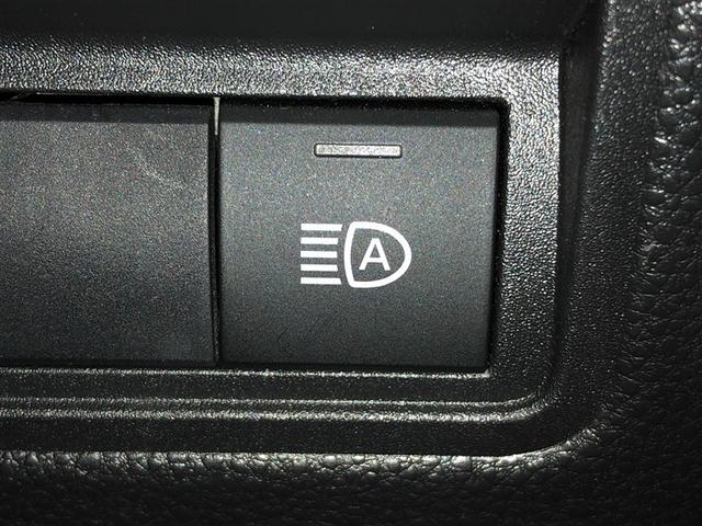 �Ό��Ԃ̃��C�g���s�Ԃ̃e�[�������v�Ȃǎ��̖͂��邳�����m���āA�n�C�r�[���ƃ��[�r�[���������Ő؂�ւ��܂��B