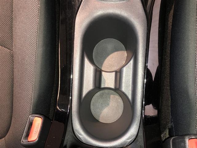 カローラ ハイブリッド　Ｓ　スマートキープッシュスタート　フルセグＴＶ　横滑り防止装置　クルーズコントロール　ＬＥＤライト　バックモニター　盗難防止装置　衝突被害軽減ブレーキ　寒冷地　４ＷＤ　ＥＴＣ　メモリーナビ　アルミホイール（33枚目）