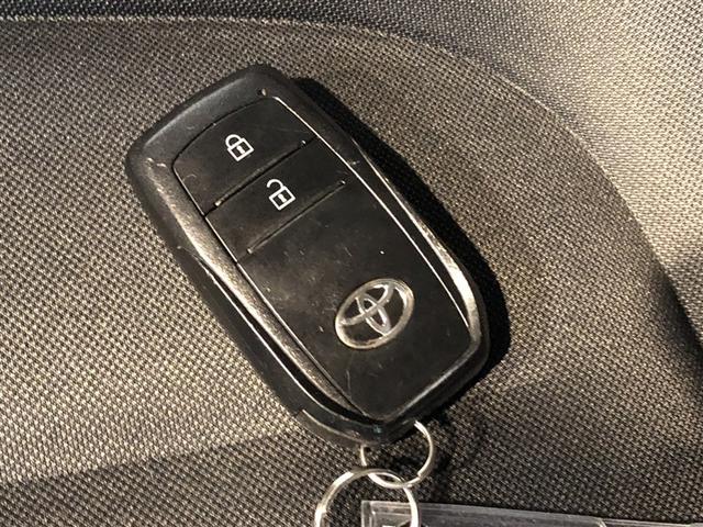 アクア X オートエアコン LEDヘッド クルーズコントロール ナビ バックカメラ ETC サイドエアバッグ スマートキー 4WD 盗難防止システム エアバッグ メモリーナビ ESC ABS キーレス 寒冷地仕様(20枚目)