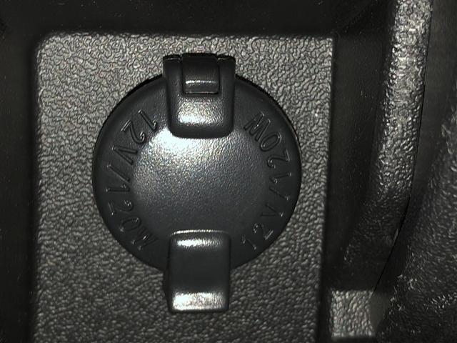 �c�b�P�Q�u�^�P�O�`�i����d�͂P�Q�O�v�j�����̓d�C���i���g�p����Ƃ��̓d���Ƃ��Ă��g�����������B