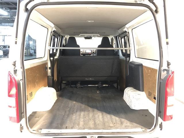 �傫�Ȃ��̂Ⓑ���̂���ו�����������Ɛςݍ��߂܂��B