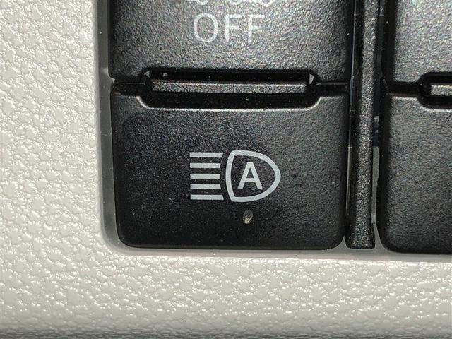 ピクシスエポック Ｘ　ＳＡＩＩＩ　誤発進抑制機能　横滑防止装置　キーレスエントリー　ＬＥＤヘッドライト　ＥＴＣ　アイドリングストップ　４ＷＤ　ナビ　バックカメラ　ＡＢＳ　エアコン　Ｗエアバック　メモリーナビ（21枚目）