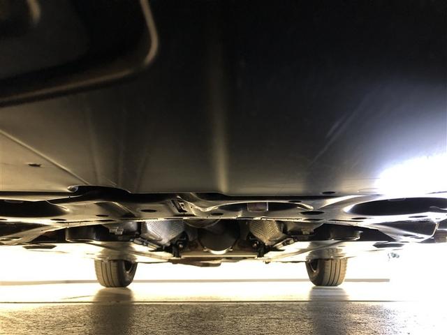 カローラ ハイブリッド　Ｇ－Ｘ　エアコン　ＬＥＤライト　ＥＳＣ　クルーズコントロール　ＡＢＳ　盗難防止システム　メモリーナビ　アイドリングストップ　ナビ　４ＷＤ　寒冷地仕様　スマートキー　衝突被害軽減システム　ＥＴＣ　ドラレコ（9枚目）