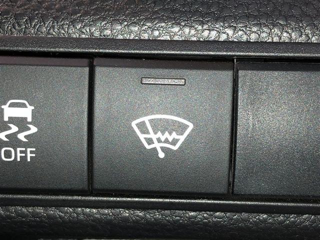 カローラ ハイブリッド　Ｇ－Ｘ　エアコン　ＬＥＤライト　ＥＳＣ　クルーズコントロール　ＡＢＳ　盗難防止システム　メモリーナビ　アイドリングストップ　ナビ　４ＷＤ　寒冷地仕様　スマートキー　衝突被害軽減システム　ＥＴＣ　ドラレコ（26枚目）