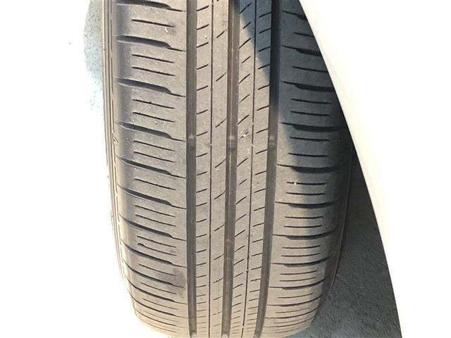 カローラ ハイブリッド　Ｇ－Ｘ　エアコン　ＬＥＤライト　ＥＳＣ　クルーズコントロール　ＡＢＳ　盗難防止システム　メモリーナビ　アイドリングストップ　ナビ　４ＷＤ　寒冷地仕様　スマートキー　衝突被害軽減システム　ＥＴＣ　ドラレコ（35枚目）