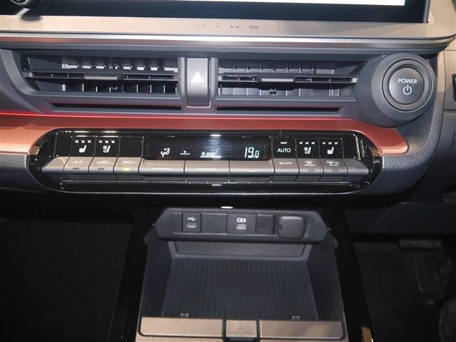 プリウス Z インテリジェントクリアランスソナー PWシート 地デジTV ナビTV AW LEDヘッドライト エアコン バックモニター 寒冷地仕様車 AC100V オートクルーズ 4WD車 スマートキー キーレス(31枚目)