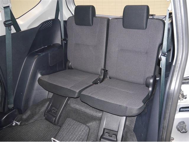 シエンタ Ｘ　ＶＳＣ　パワーウインドウ　寒冷地仕様車　キーレスエントリー　パワーステアリング　ナビ　マニュアルエアコン　衝突被害軽減ブレーキ　４ＷＤ　バックカメラ　スマートキー　ＥＴＣ　ＡＢＳ　レンタＵＰ（9枚目）