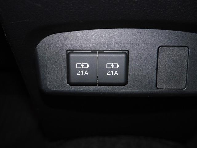 シエンタ Ｘ　ＶＳＣ　パワーウインドウ　寒冷地仕様車　キーレスエントリー　パワーステアリング　ナビ　マニュアルエアコン　衝突被害軽減ブレーキ　４ＷＤ　バックカメラ　スマートキー　ＥＴＣ　ＡＢＳ　レンタＵＰ（26枚目）