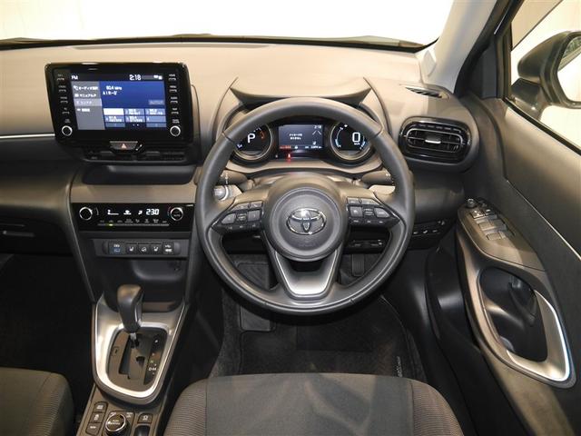 ヤリスクロス G 衝突軽減装置 ESC サイドエアバッグ Aクルコン ワンオーナー 盗難防止装置 アルミ オートエアコン ドライブレコーダー スマートキー 寒冷地仕様 バックカメラ 4WD ABS キーレス ETC(5枚目)