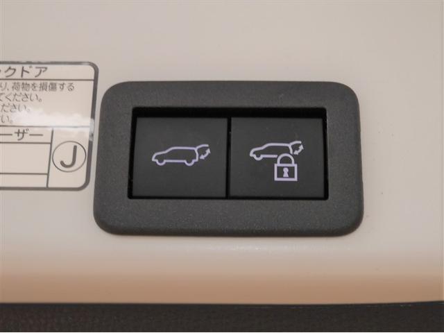 ヤリスクロス G 衝突軽減装置 ESC サイドエアバッグ Aクルコン ワンオーナー 盗難防止装置 アルミ オートエアコン ドライブレコーダー スマートキー 寒冷地仕様 バックカメラ 4WD ABS キーレス ETC(10枚目)