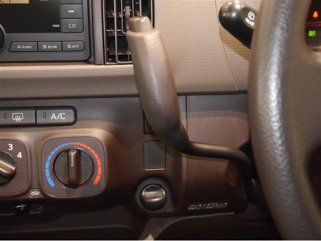 パッソ Ｘ　Ｌパッケージ　フロントベンチシート　ＷＳＲＳ　横滑り防止　盗難防止装置　オートエアコン　スマートキー　寒冷地仕様　ＡＢＳ　４ＷＤ　ベンチシート　盗難防止システム　衝突安全ボディ　エアバッグ　パワーステアリング（6枚目）