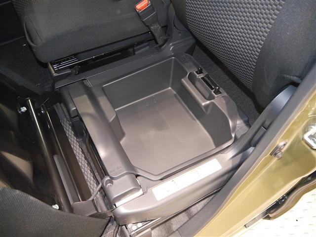 助手席シートアンダーＢＯＸ☆