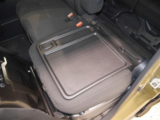 助手席を倒すとシートバックテーブルに！！