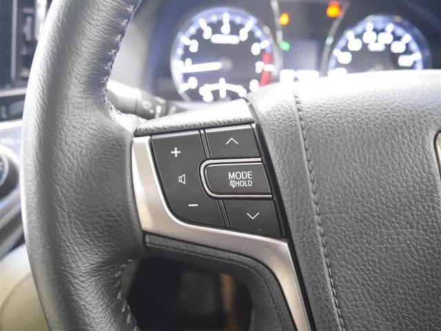 クラウン ロイヤルサルーンｉ－Ｆｏｕｒ　フルセグ地デジ　ＡＢＳ　エアバッグ　カーテンエアバック　スマートキ　盗難防止システム　オートエアコン　ＤＶＤ　クルーズコントロール　パワーシート　ＥＴＣ　Ｂカメラ　４ＷＤ　アルミホイール　キーレス（16枚目）