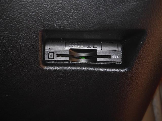 シエンタ Ｘ　ＶＳＣ　パワーウインドウ　寒冷地仕様車　キーレスエントリー　パワーステアリング　マニュアルエアコン　アルミホイール　ワンセグＴＶ　４ＷＤ　バックカメラ　スマートキー　ＥＴＣ　ＡＢＳ　レンタＵＰ（22枚目）