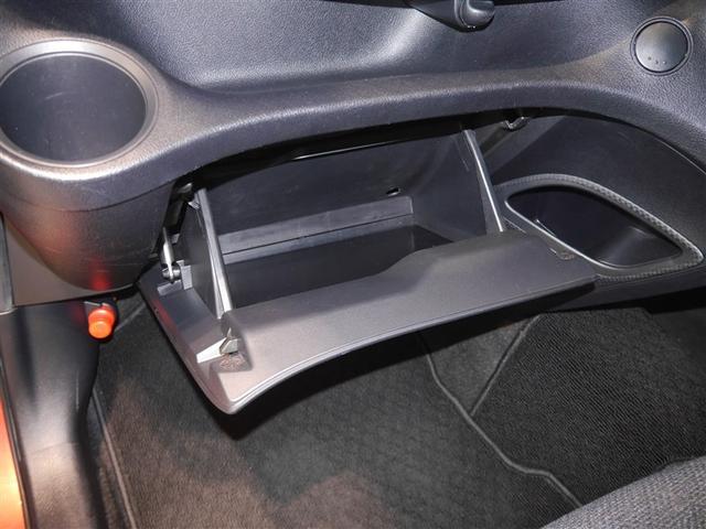 シエンタ Ｘ　ＶＳＣ　パワーウインドウ　寒冷地仕様車　キーレスエントリー　パワーステアリング　マニュアルエアコン　アルミホイール　ワンセグＴＶ　４ＷＤ　バックカメラ　スマートキー　ＥＴＣ　ＡＢＳ　レンタＵＰ（25枚目）