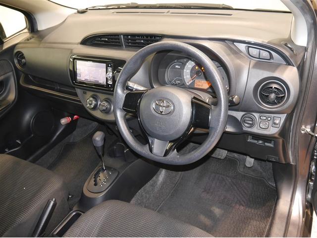 ヴィッツ Ｆ　寒冷地仕様　４ＷＤ（4枚目）