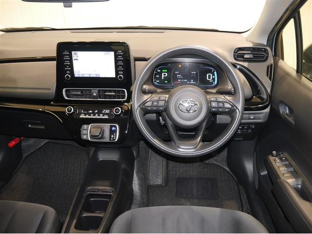 アクア Ｘ　ＡＣ１００Ｖ電源　オートエアコン　ＬＥＤヘッド　クルーズコントロール　ナビ　バックカメラ　ＥＴＣ　サイドエアバッグ　スマートキー　４ＷＤ　盗難防止システム　エアバッグ　メモリーナビ　ＥＳＣ　ＡＢＳ（5枚目）