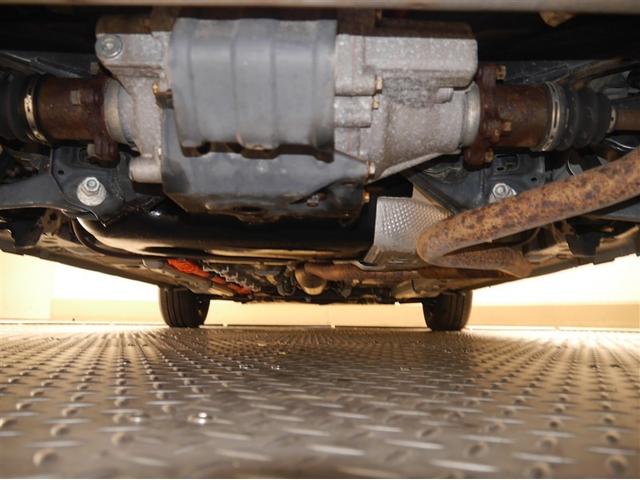 アクア Ｘ　ＡＣ１００Ｖ電源　オートエアコン　ＬＥＤヘッド　クルーズコントロール　ナビ　バックカメラ　ＥＴＣ　サイドエアバッグ　スマートキー　４ＷＤ　盗難防止システム　エアバッグ　メモリーナビ　ＥＳＣ　ＡＢＳ（38枚目）