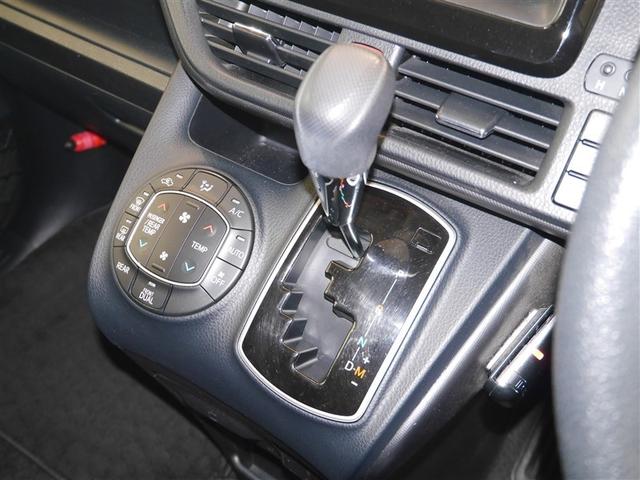 ノア X 地デジTV リアオートエアコン パワーステアリング 助手席エアバック オートクルーズコントロール 横滑り防止装置 キーレスエントリー ナビ&TV オートエアコン パワーウィンドウ LEDヘッド 4WD(6枚目)