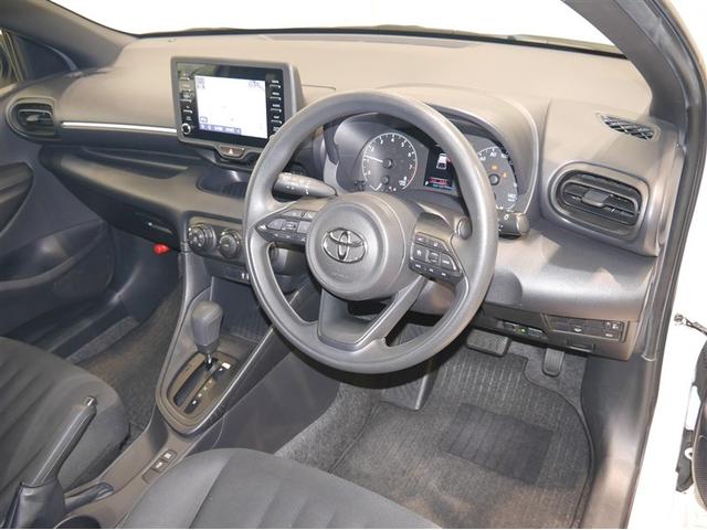 ヤリス X 追突防止装置 VSC スマートキー&プッシュスタート イモビライザー 寒冷地仕様 Bカメラ マニュアルエアコン ETC付 ナビ Aクルコン レンタアップ 4WD パワーウインドウ ABS キーレス(4枚目)