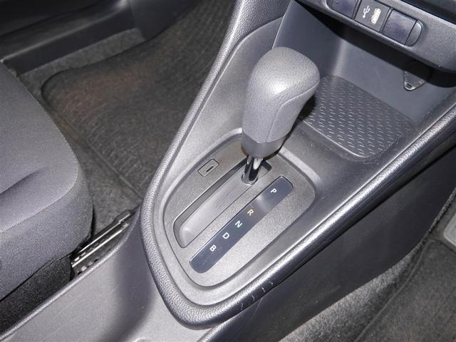 ヤリス X 追突防止装置 VSC スマートキー&プッシュスタート イモビライザー 寒冷地仕様 Bカメラ マニュアルエアコン ETC付 ナビ Aクルコン レンタアップ 4WD パワーウインドウ ABS キーレス(6枚目)