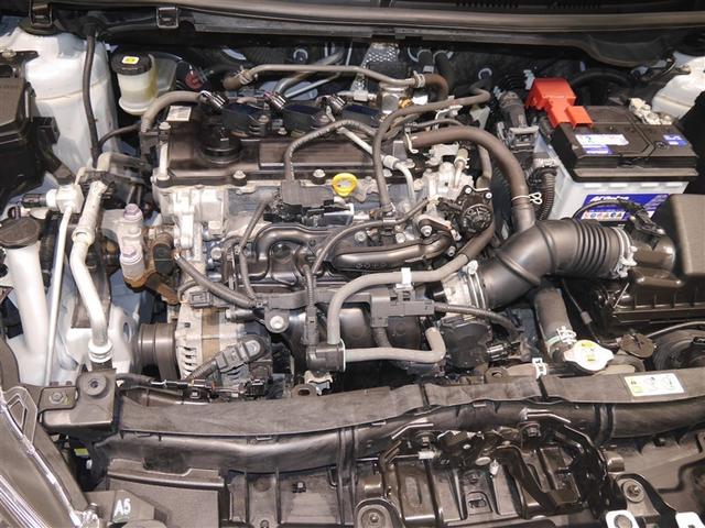 ヤリス X 追突防止装置 VSC スマートキー&プッシュスタート イモビライザー 寒冷地仕様 Bカメラ マニュアルエアコン ETC付 ナビ Aクルコン レンタアップ 4WD パワーウインドウ ABS キーレス(10枚目)