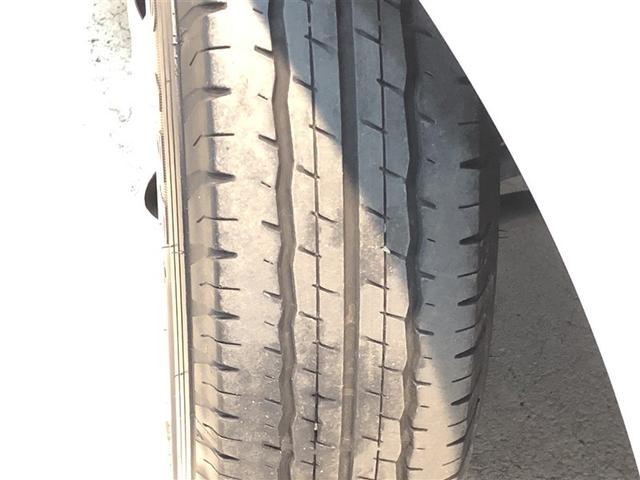 プロボックス Ｆ　ＥＴＣ車載器　ＴＳＳ　パワーウインドウ　盗難防止システム　キーレスエントリー　フルタイム４ＷＤ　パワーステアリング　ＥＳＣ　エアバック　オートエアコン　ＡＢＳ　ドライブレコーダー　助手席エアバッグ（37枚目）