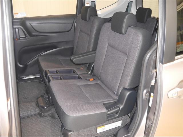 シエンタ Ｘ　ＶＳＣ　パワーウインドウ　寒冷地仕様車　キーレスエントリー　パワーステアリング　ナビ　マニュアルエアコン　衝突被害軽減ブレーキ　４ＷＤ　バックカメラ　スマートキー　ＥＴＣ　ＡＢＳ　レンタＵＰ（8枚目）