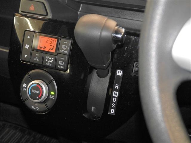 ピクシスメガ Ｌ　ＳＡＩＩＩ　衝突軽減ブレーキ　横滑り防止　キ－フリ－　スマキー　両側パワースライドドア　オ－トエアコン　リアカメラ　４ＷＤ　ＥＴＣ　アルミホイール　ワンセグＴＶ　盗難防止システム　アイドリングストップ　ＡＢＳ（6枚目）