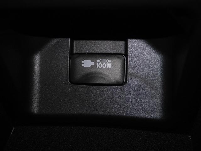 クラウンハイブリッド ＲＳアドバンス　Ｆｏｕｒ　バックモニター　本革シート　衝突軽減　横滑防止装置　フルセグテレビ　エアコン　ＬＥＤライト　ナビ＆ＴＶ　オートクルーズ　スマートキー　電動シート　キーレス　サイドエアバッグ　ＤＶＤ　メモリナビ　ＡＢＳ（31枚目）