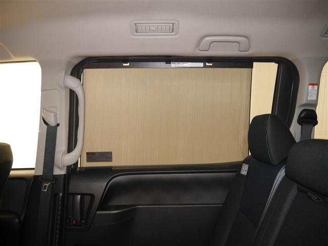 ノア Ｘ　ＡＵＸ　リアオートエアコン　パワーステアリング　助手席エアバック　オートクルーズコントロール　横滑り防止装置　キーレスエントリー　オートエアコン　ナビ　パワーウィンドウ　ＬＥＤヘッド　盗難防止装置（11枚目）