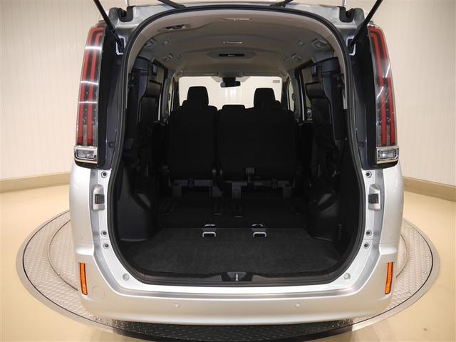 ノア Ｘ　ＡＵＸ　リアオートエアコン　パワーステアリング　助手席エアバック　オートクルーズコントロール　横滑り防止装置　キーレスエントリー　オートエアコン　ナビ　パワーウィンドウ　ＬＥＤヘッド　盗難防止装置（12枚目）