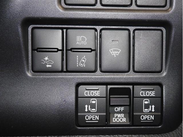 ノア Ｘ　ＡＵＸ　リアオートエアコン　パワーステアリング　助手席エアバック　オートクルーズコントロール　横滑り防止装置　キーレスエントリー　オートエアコン　ナビ　パワーウィンドウ　ＬＥＤヘッド　盗難防止装置（24枚目）