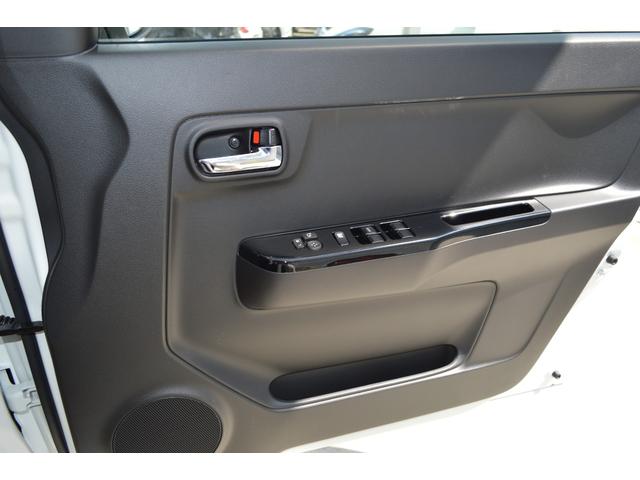 ベースグレード4WDターボ5速マニュアル車(20枚目)