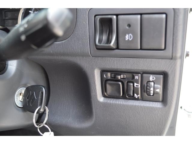 ランドベンチャー ワンオーナー特別仕様車4WDターボ社外HIDヘッドライトハーフレザーシートヒーター純正16インチアルミホイルウインカーミラーヒーター(24枚目)