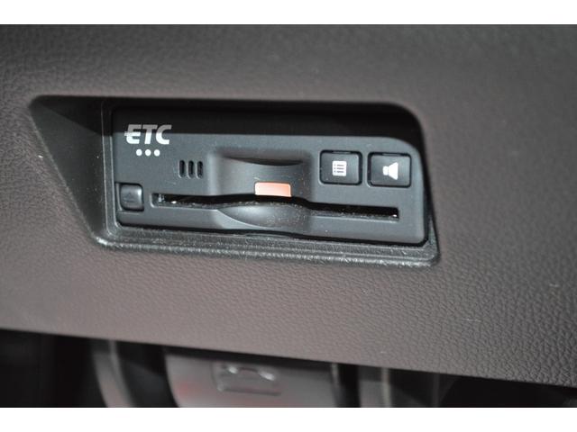スイフト ＸＲリミテッド　ワンオーナー特別仕様車４ＷＤセーフティサポート搭載アイドリングストップ横滑り防止装置７インチワイドナビＴＶアダプティブクルーズコントロールＥＴＣハイビームアシスト純正１６インチアルミホイル（6枚目）