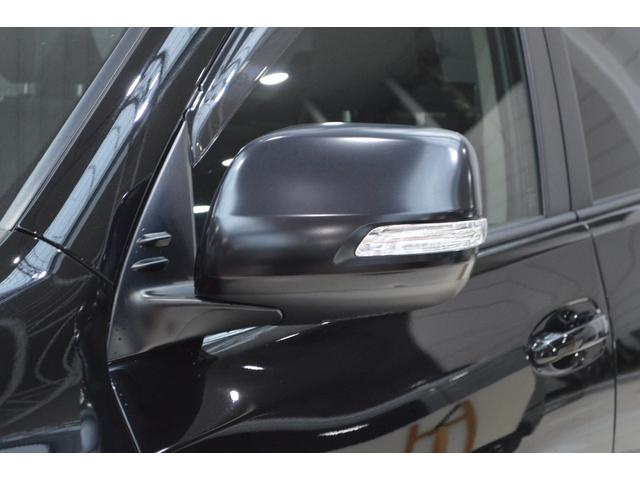 ランドクルーザープラド ＴＸ　Ｌパッケージ　マットブラックエディション　ワンオーナー車ディーゼルターボ４ＷＤ黒革シートビックＸ１１インチナビＴＶバックカメラ後席モニタープリクラッシュセーフティ後退時ブレーキサポートサポートクルーズコントロールハイビームアシストＬＥＤライト（36枚目）