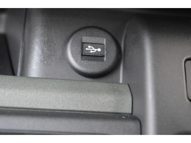 ＵＳＢ電源ソケットが装備でスマホの重電や音楽再生などができます