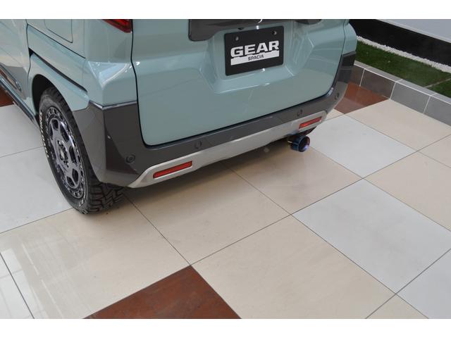 リヤバンパーに内蔵した４つの超音波センサーで後方の障害物との距離を測り４段階のブザー音で障害物の接近をお知らせするリアパーキングセンサーを搭載し、障害物との衝突を回避する後退時ブレーキサポート搭載です